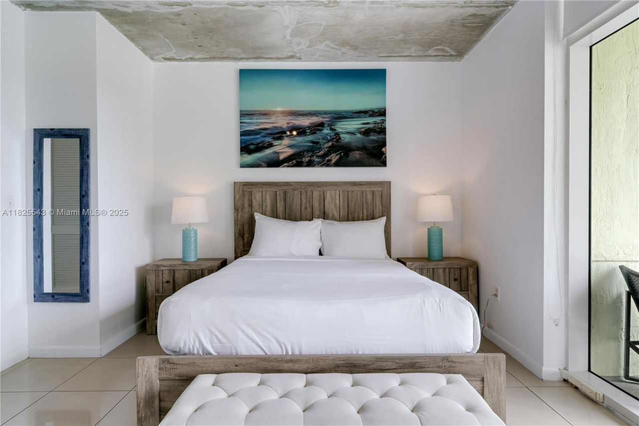 3250 NE 1st Ave, Unit 1016, Miami, FL 33137 Photo