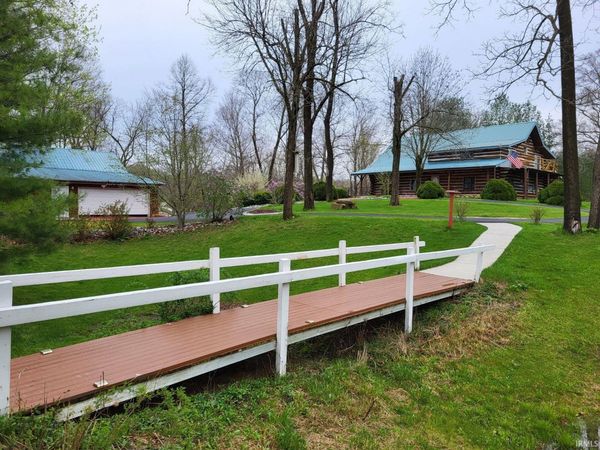 3766 N US 41 Highway, Bloomingdale, IN 47832