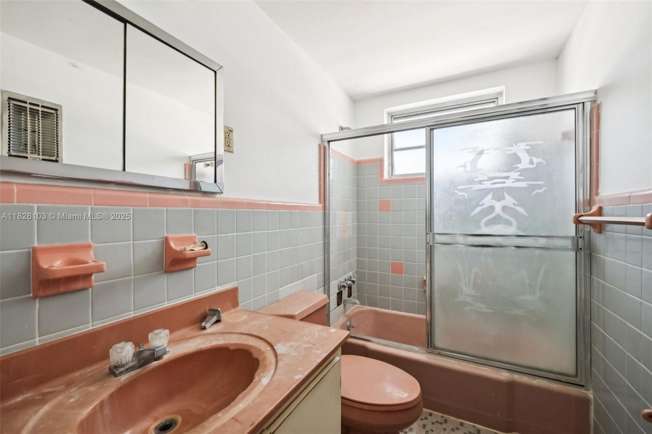 12665 NE 16th Ave, Unit 22, North Miami, FL 33161 Photo