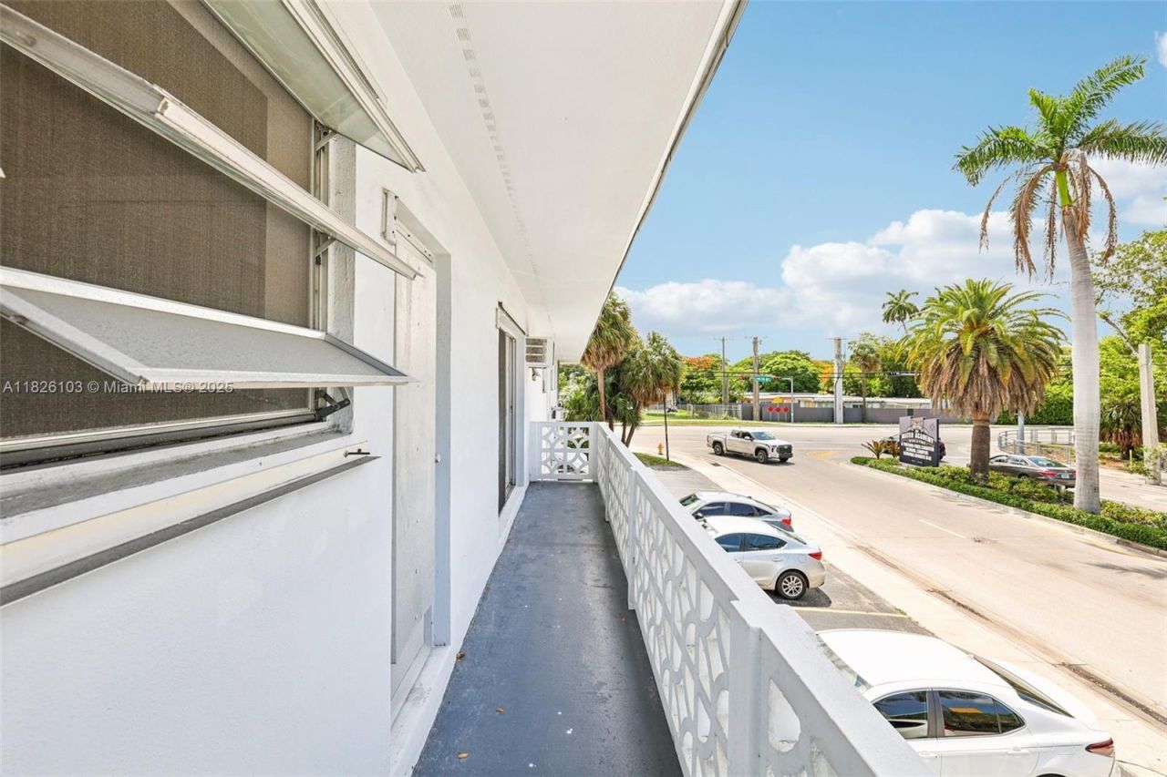 12665 NE 16th Ave, Unit 22, North Miami, FL 33161 Photo