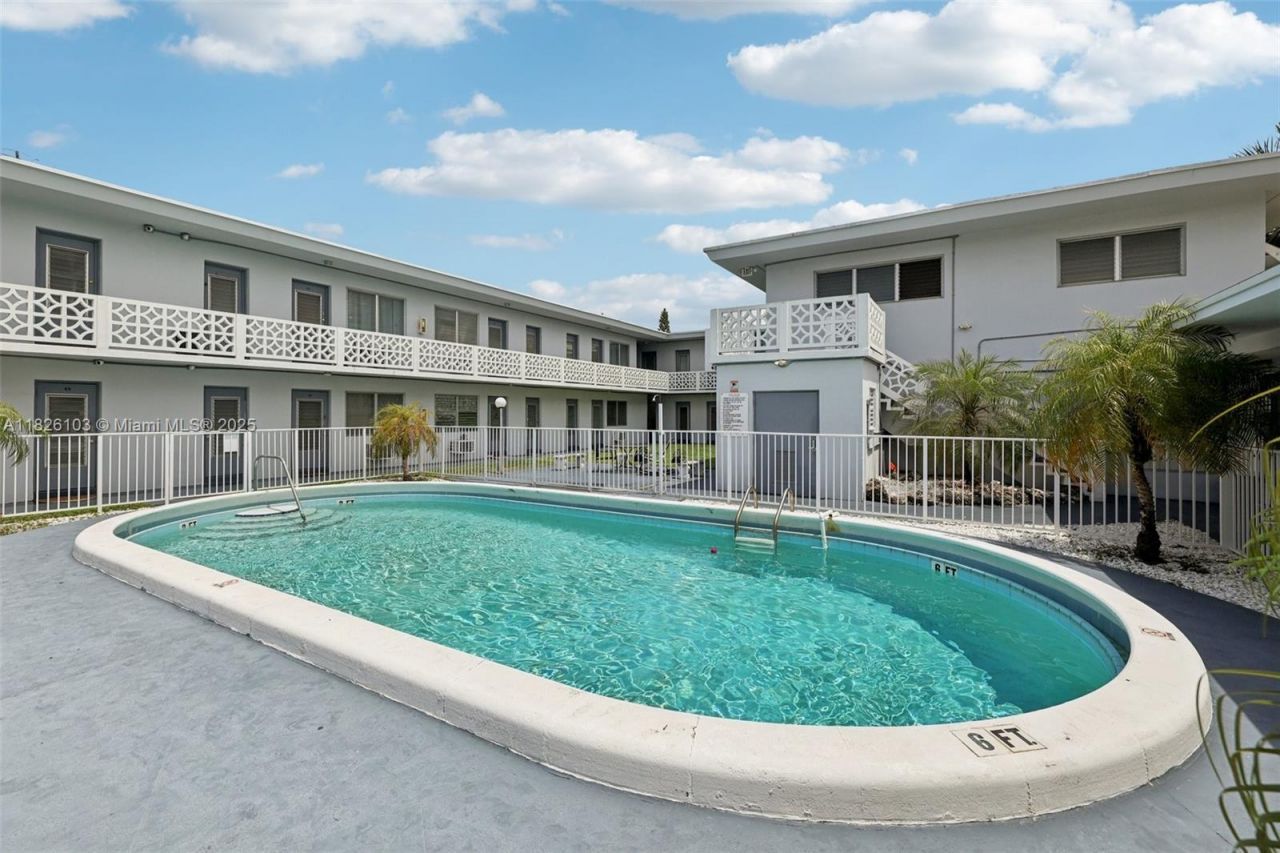 12665 NE 16th Ave, Unit 22, North Miami, FL 33161 Photo