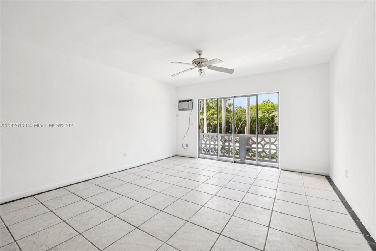 12665 NE 16th Ave, Unit 22, North Miami, FL 33161 Photo