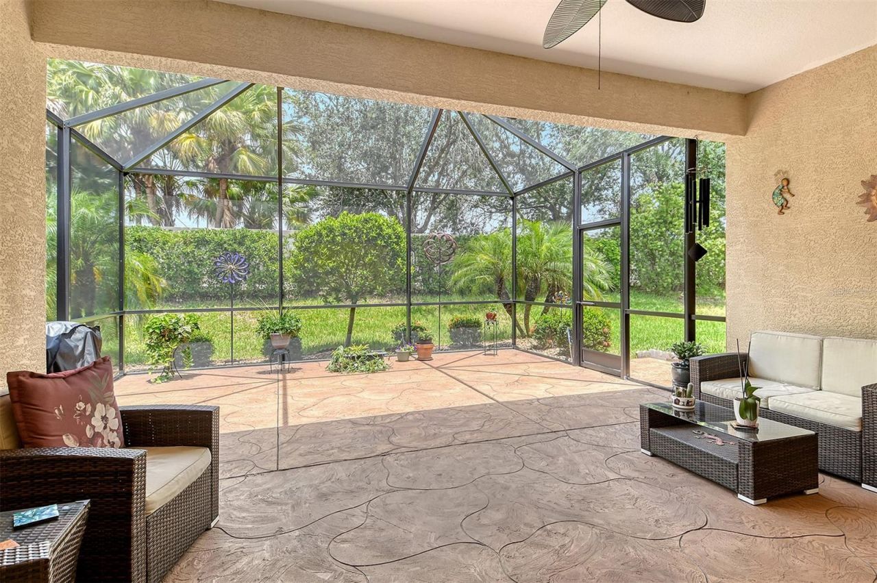 6214 45th Lane E, Bradenton, FL 34203 Photo