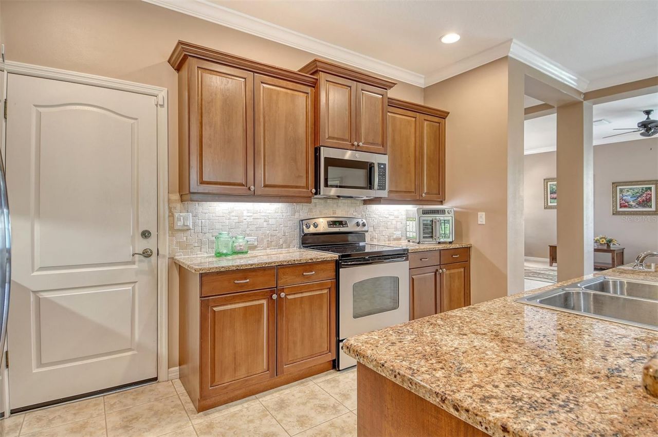 6214 45th Lane E, Bradenton, FL 34203 Photo