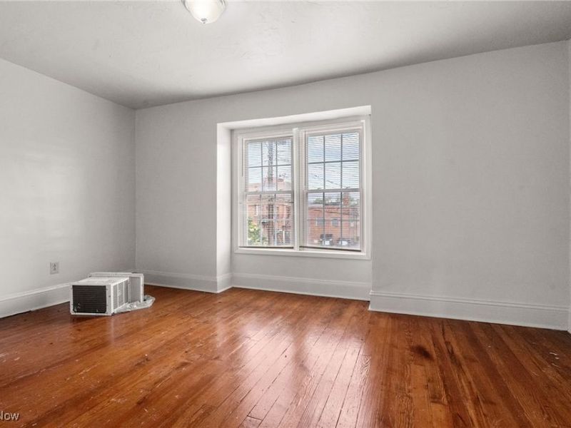 15416 Waterloo Road, Cleveland, OH 44110 Photo 15