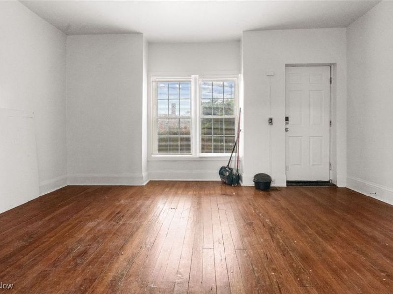 15416 Waterloo Road, Cleveland, OH 44110 Photo 7