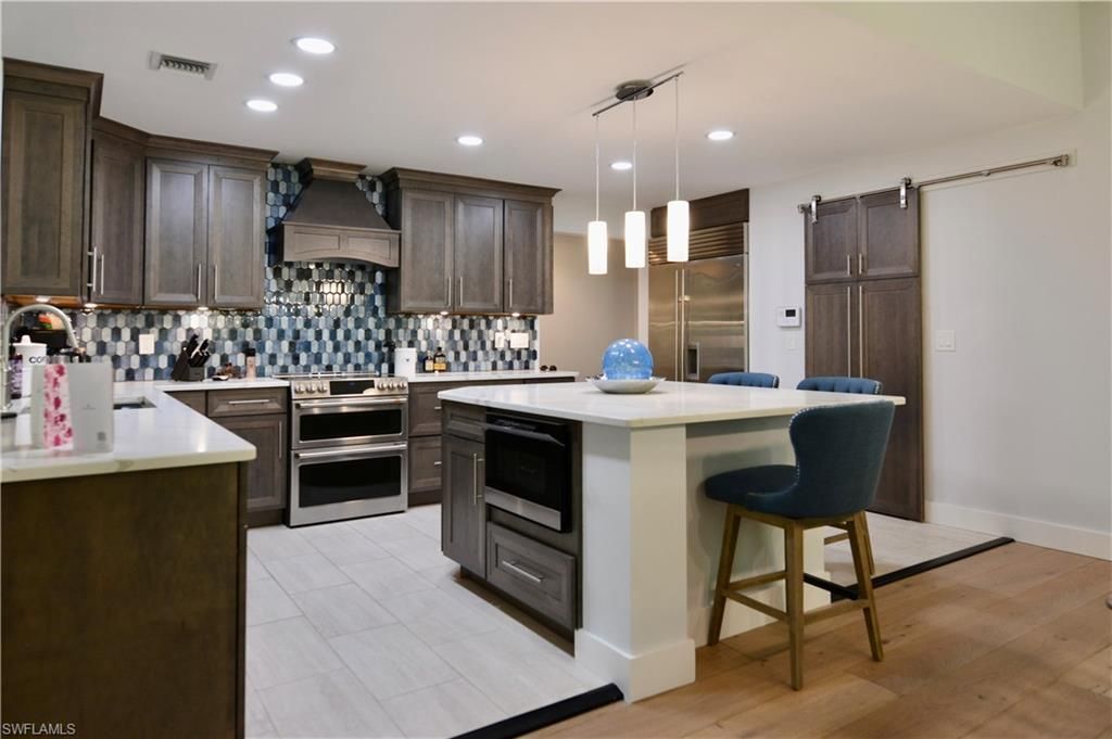 18220 Elmwood Dr, Alva, FL 33920 Photo