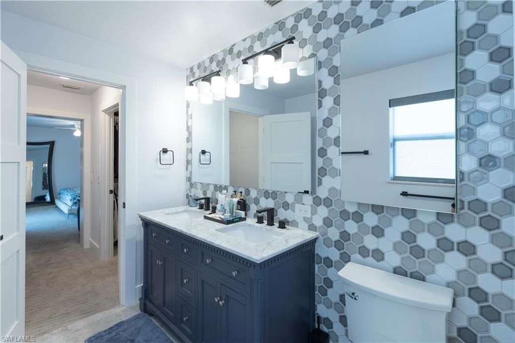 18220 Elmwood Dr, Alva, FL 33920 Photo