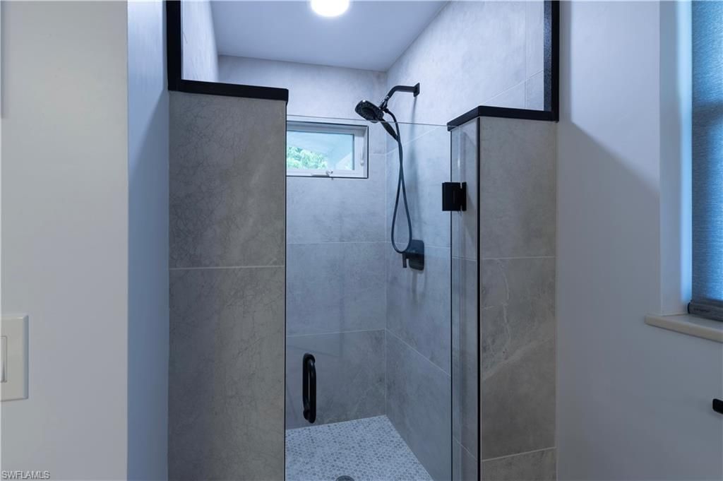 18220 Elmwood Dr, Alva, FL 33920 Photo