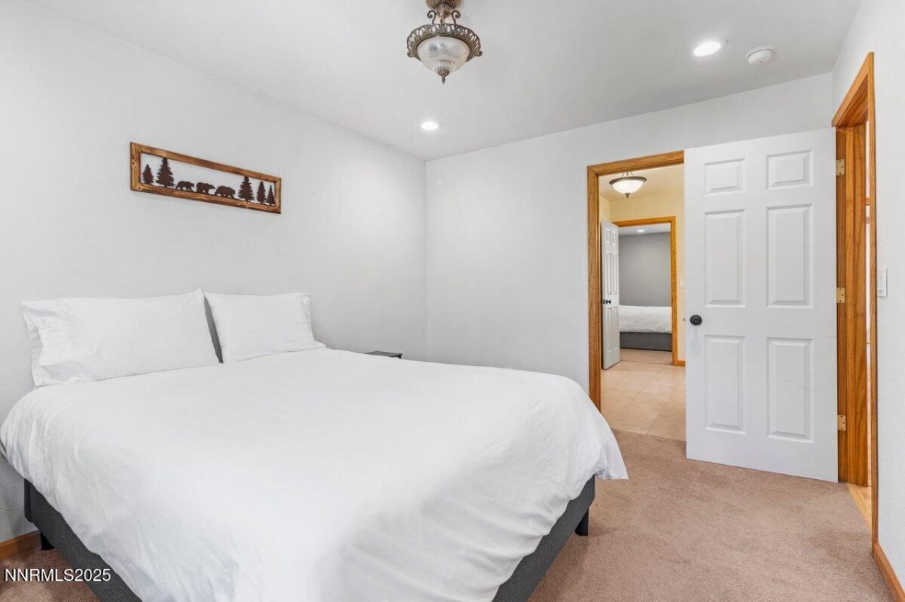 1580 Boca Raton Drive, South Lake Tahoe, CA 96150 Photo