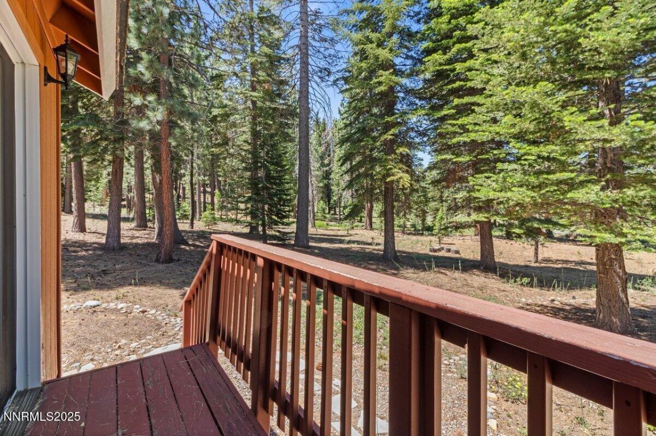 1580 Boca Raton Drive, South Lake Tahoe, CA 96150 Photo