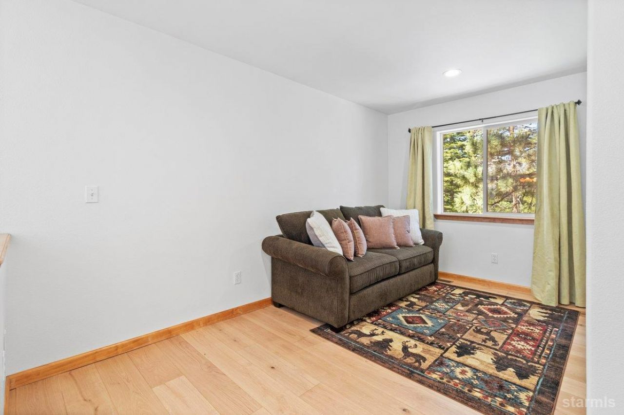 1580 Boca Raton Drive, South Lake Tahoe, CA 96150 Photo