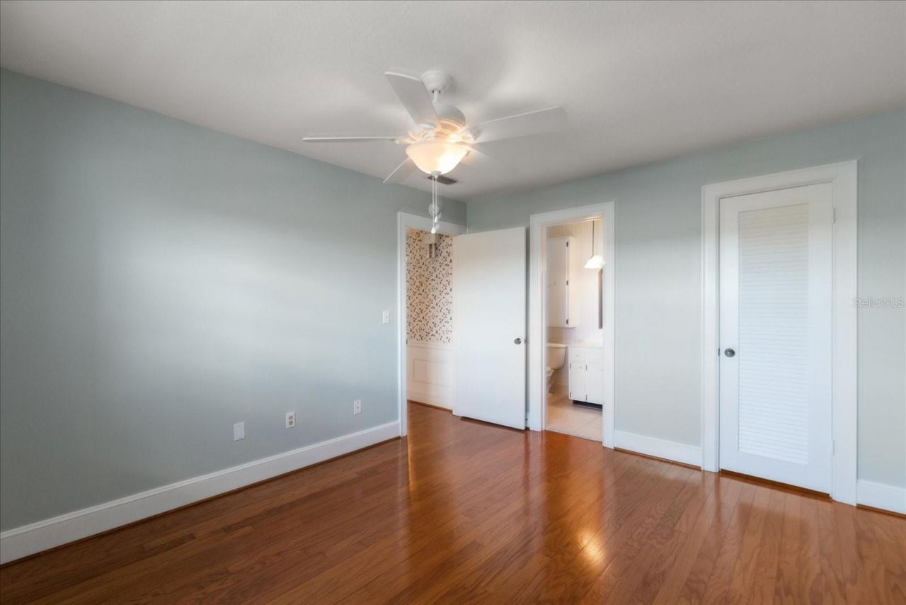 139 Bluff View Drive, Unit 405, Belleair Bluffs, FL 33770 Photo