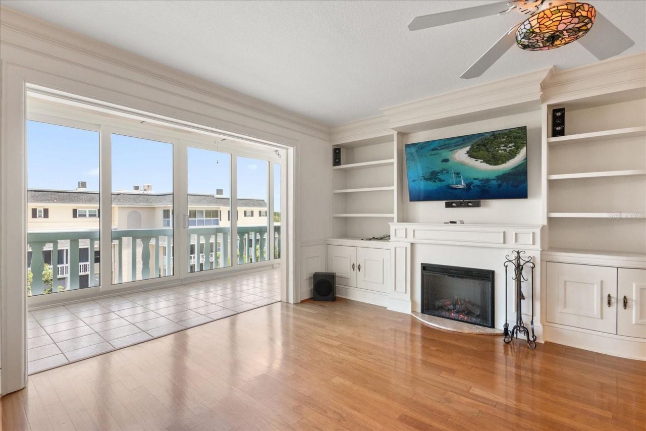 139 Bluff View Drive, Unit 405, Belleair Bluffs, FL 33770 Photo