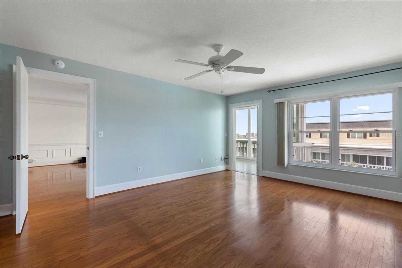 139 Bluff View Drive, Unit 405, Belleair Bluffs, FL 33770 Photo