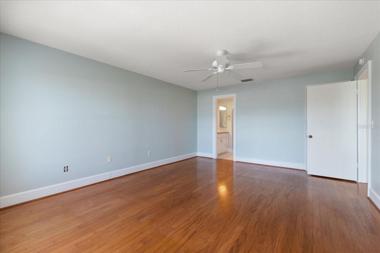 139 Bluff View Drive, Unit 405, Belleair Bluffs, FL 33770 Photo