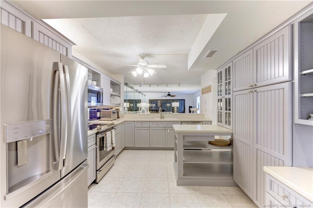 2571 NE Ocean Boulevard, Unit 104, Stuart, FL 34996 Photo