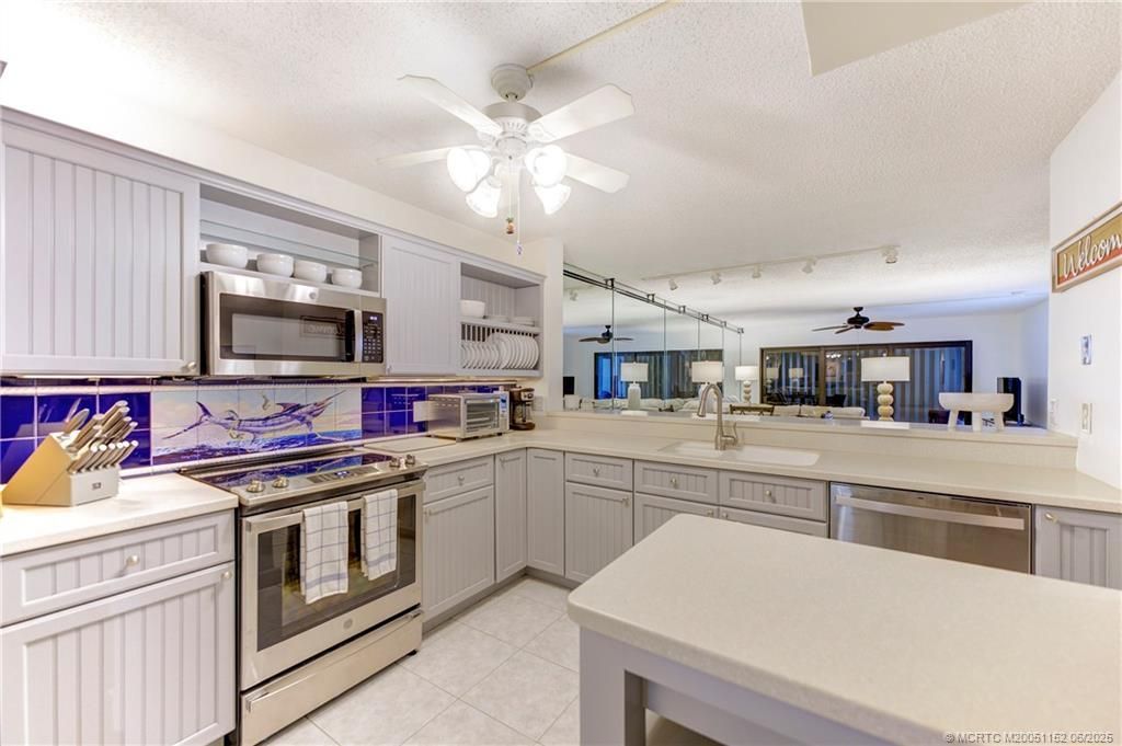 2571 NE Ocean Boulevard, Unit 104, Stuart, FL 34996 Photo