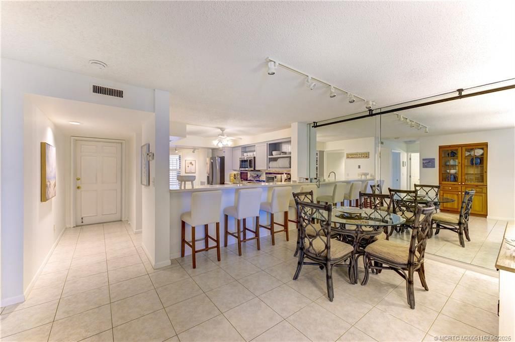 2571 NE Ocean Boulevard, Unit 104, Stuart, FL 34996 Photo