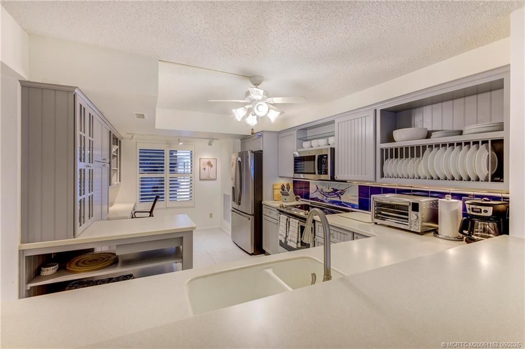 2571 NE Ocean Boulevard, Unit 104, Stuart, FL 34996 Photo