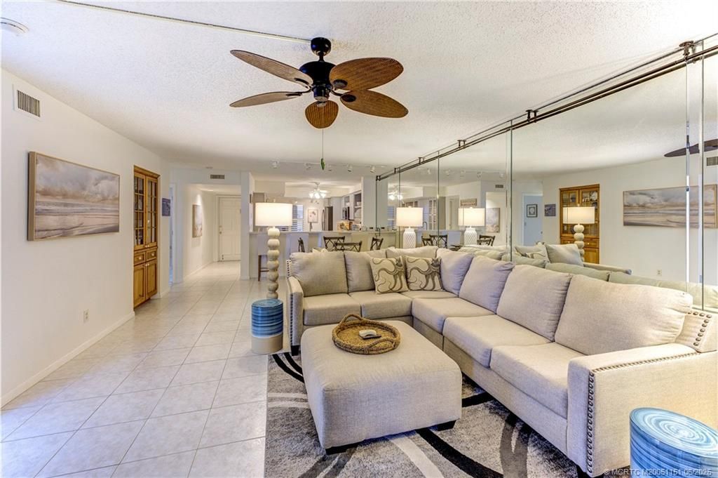 2571 NE Ocean Boulevard, Unit 104, Stuart, FL 34996 Photo