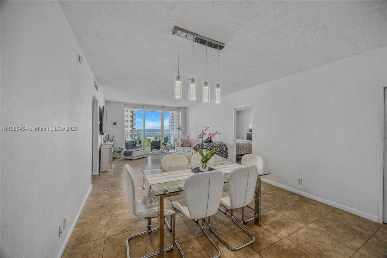 3000 S Ocean Dr, Unit 702, Hollywood, FL 33019 Photo