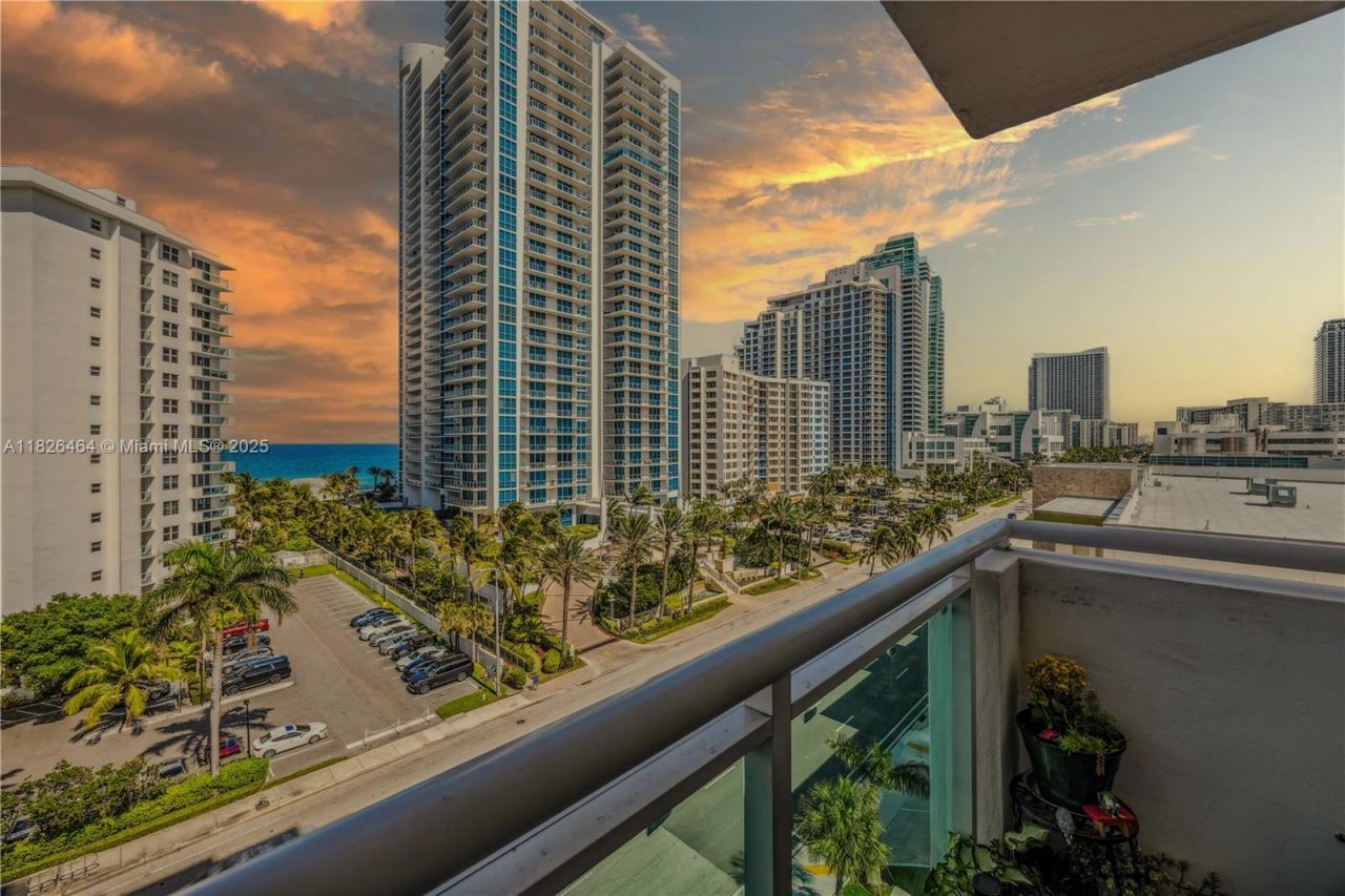 3000 S Ocean Dr, Unit 702, Hollywood, FL 33019 Photo