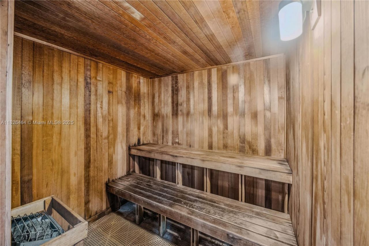 3000 S Ocean Dr, Unit 702, Hollywood, FL 33019 Photo