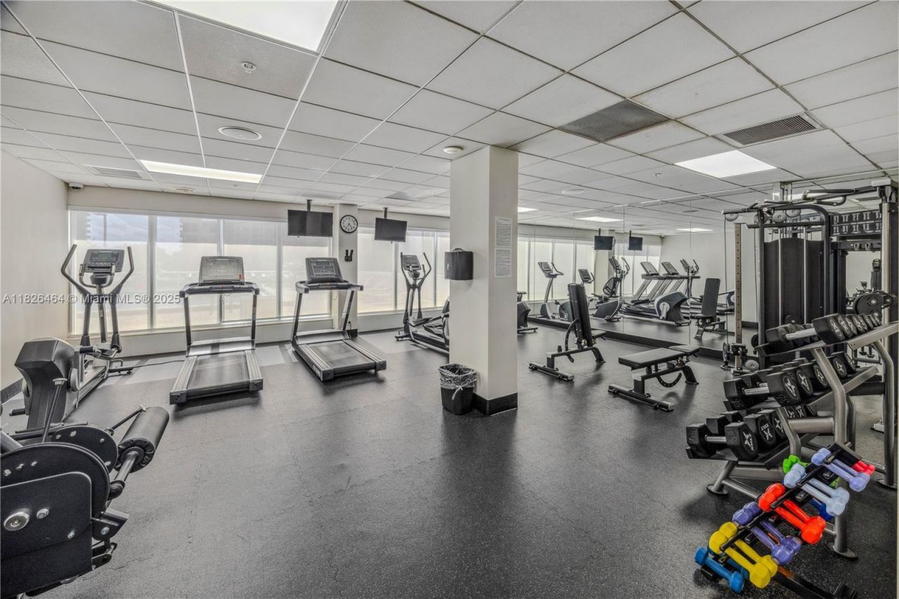 3000 S Ocean Dr, Unit 702, Hollywood, FL 33019 Photo