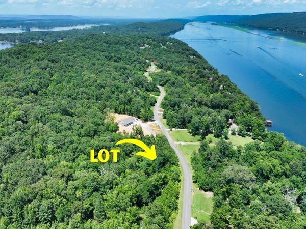 166 Lookout Mountain Drive, Scottsboro, AL 35769