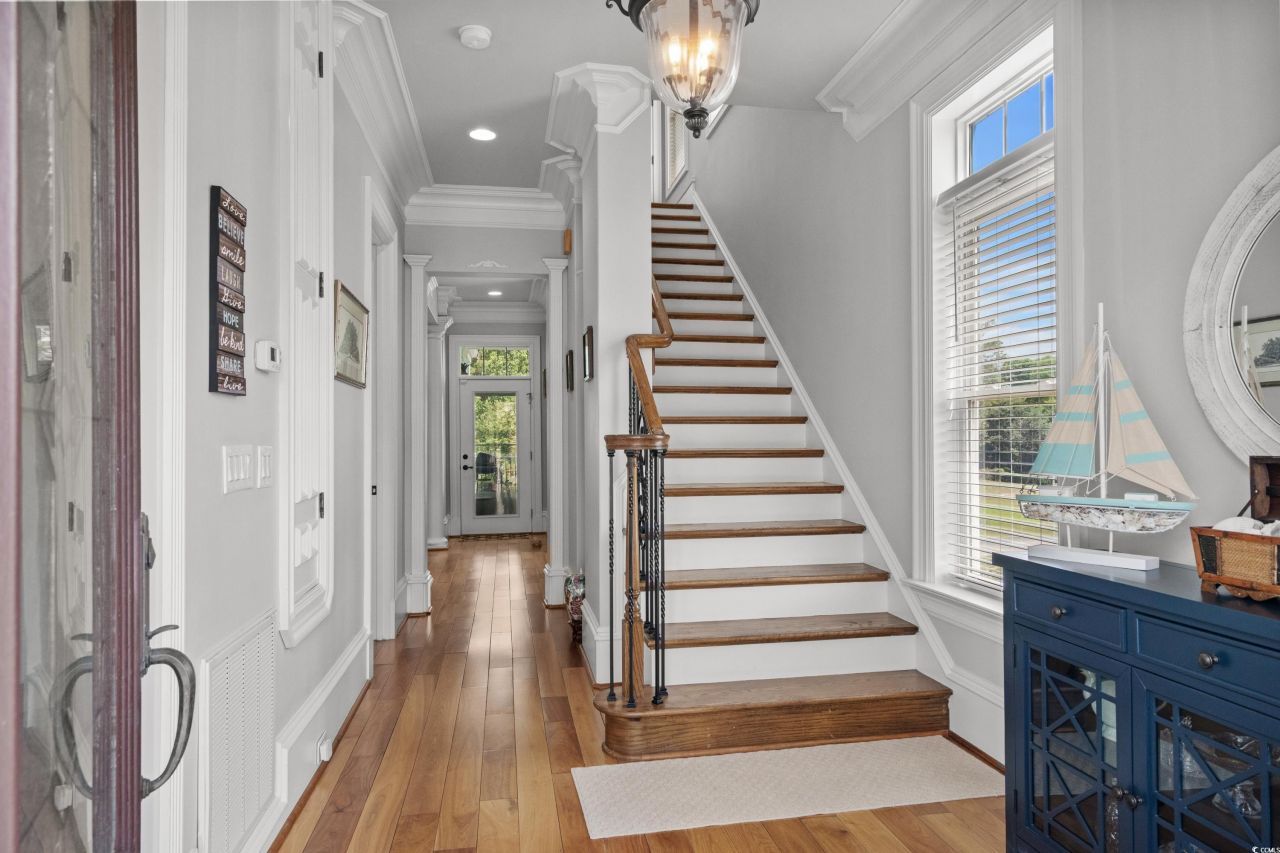 350 Saint Julian Ln. Photo 4