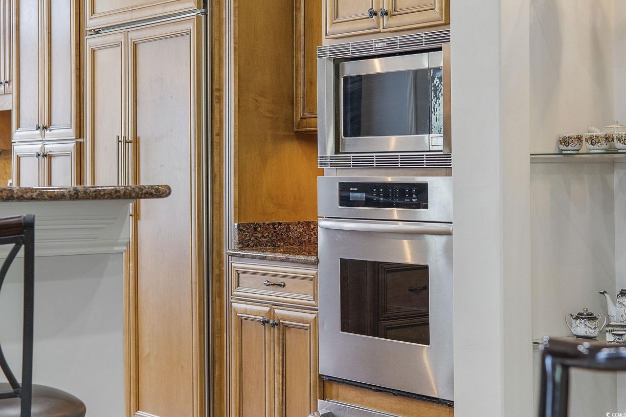 350 Saint Julian Ln. Photo 9