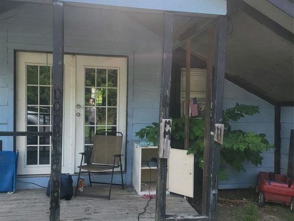 2457 Elmwood Drive, Wills Point, TX 75169