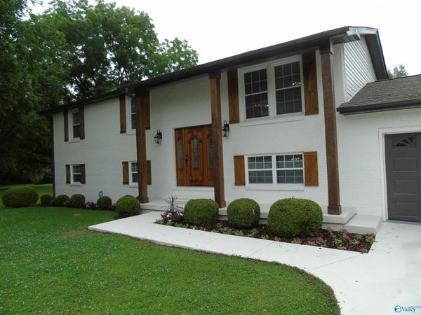 105 Strong Circle SE, Huntsville, AL 35802