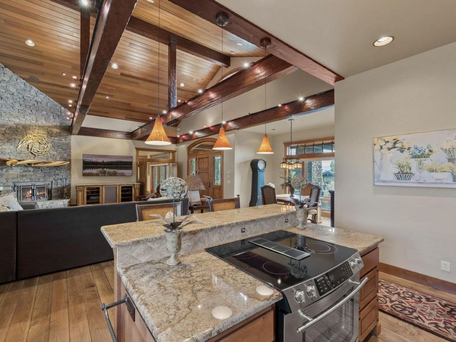 Property Image 112