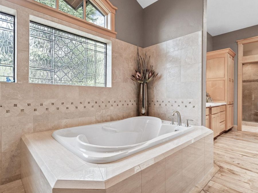 Property Image 94