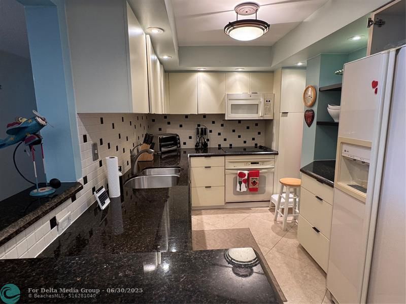 740 S Federal Highway, Unit 216, Pompano Beach, FL 33062 Photo