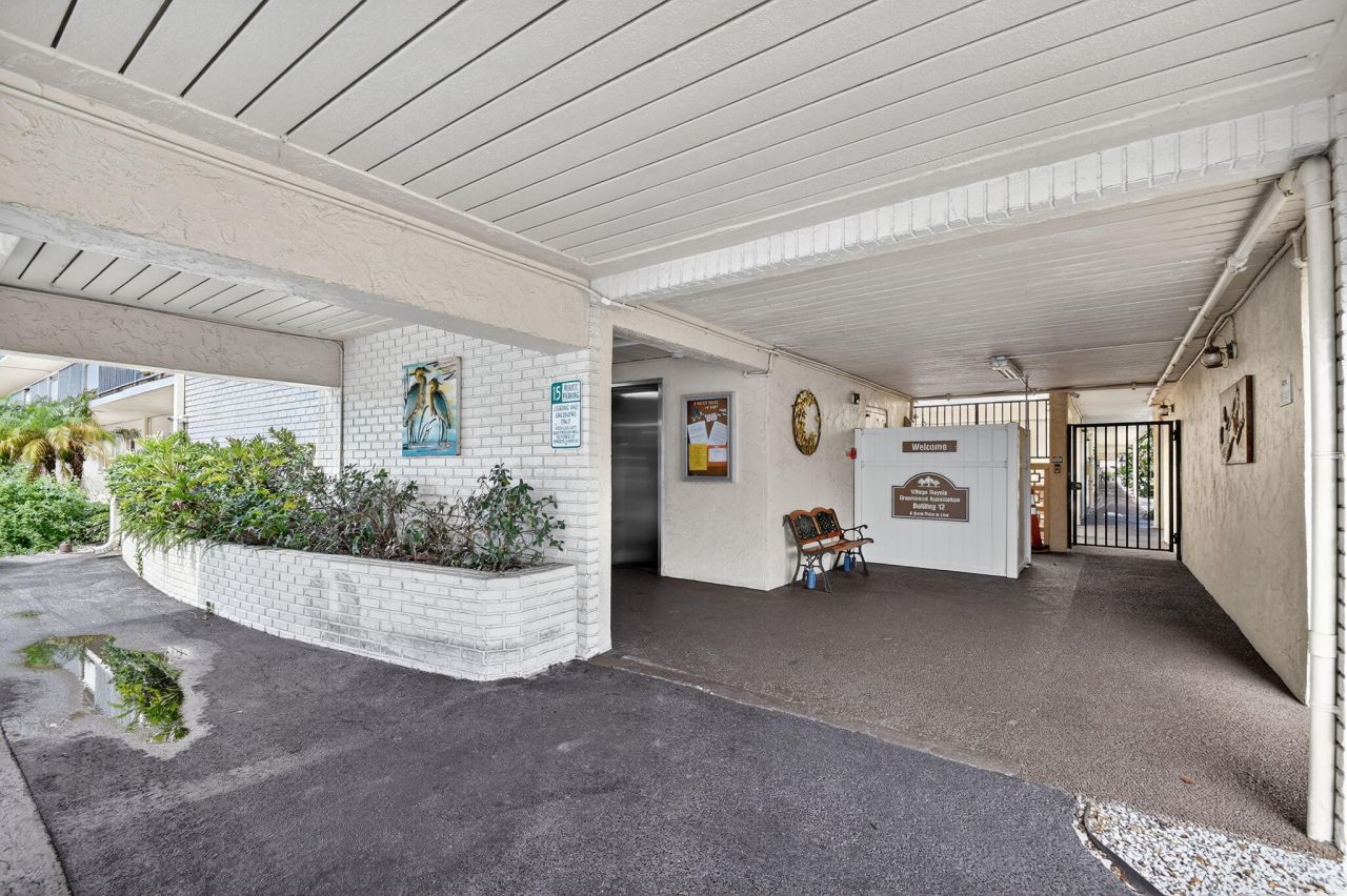 2615 NE 3rd Court, Unit 315, Boynton Beach, FL 33435 Photo