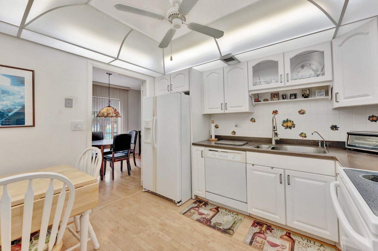 10777 W Sample Road, Unit 207, Coral Springs, FL 33065 Photo