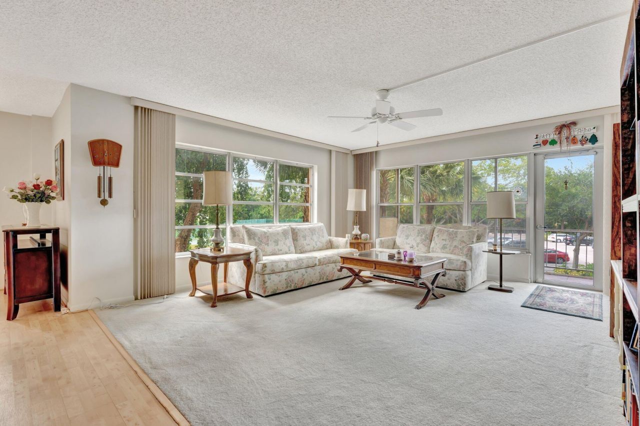 10777 W Sample Road, Unit 207, Coral Springs, FL 33065 Photo