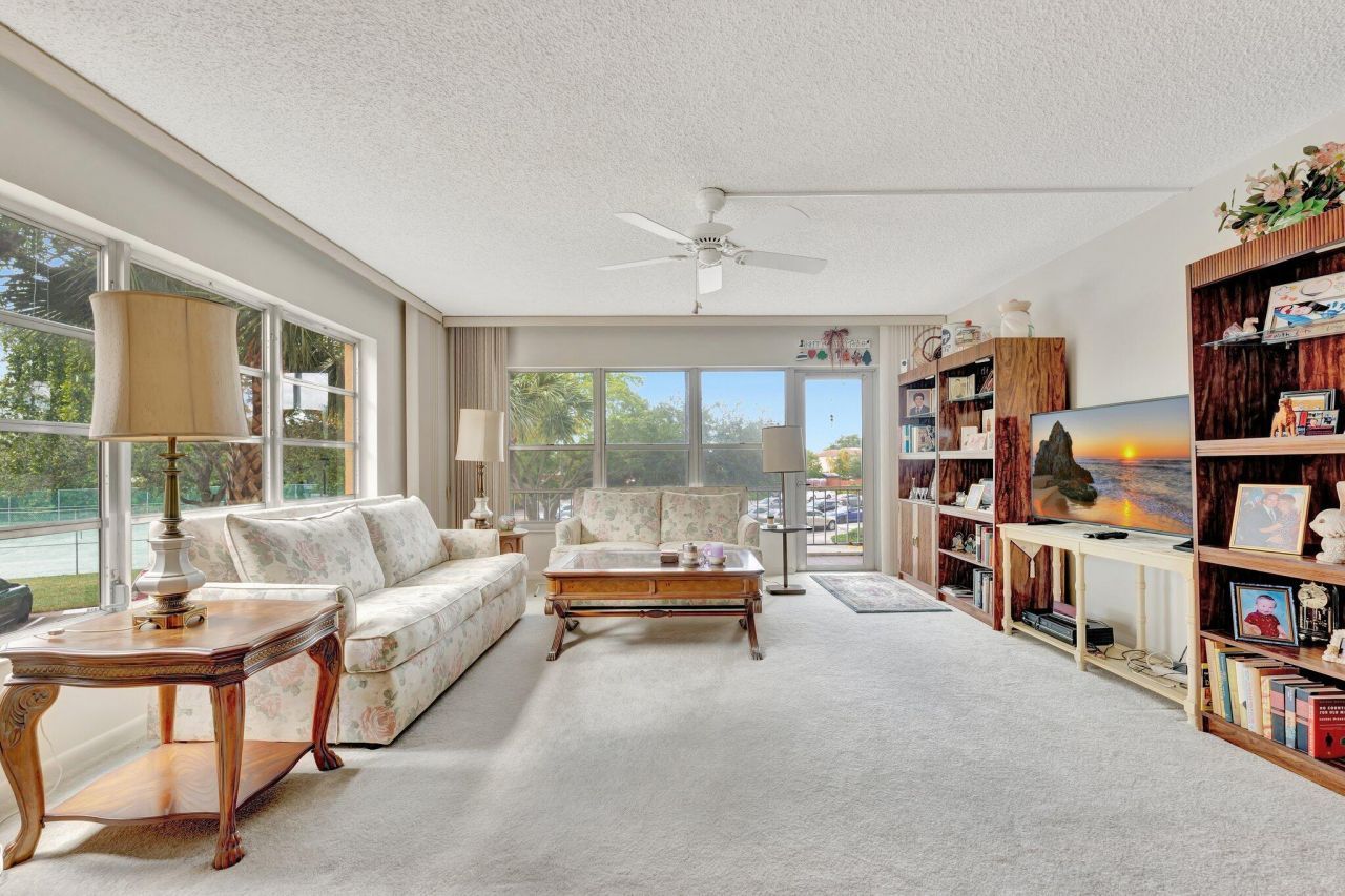 10777 W Sample Road, Unit 207, Coral Springs, FL 33065 Photo