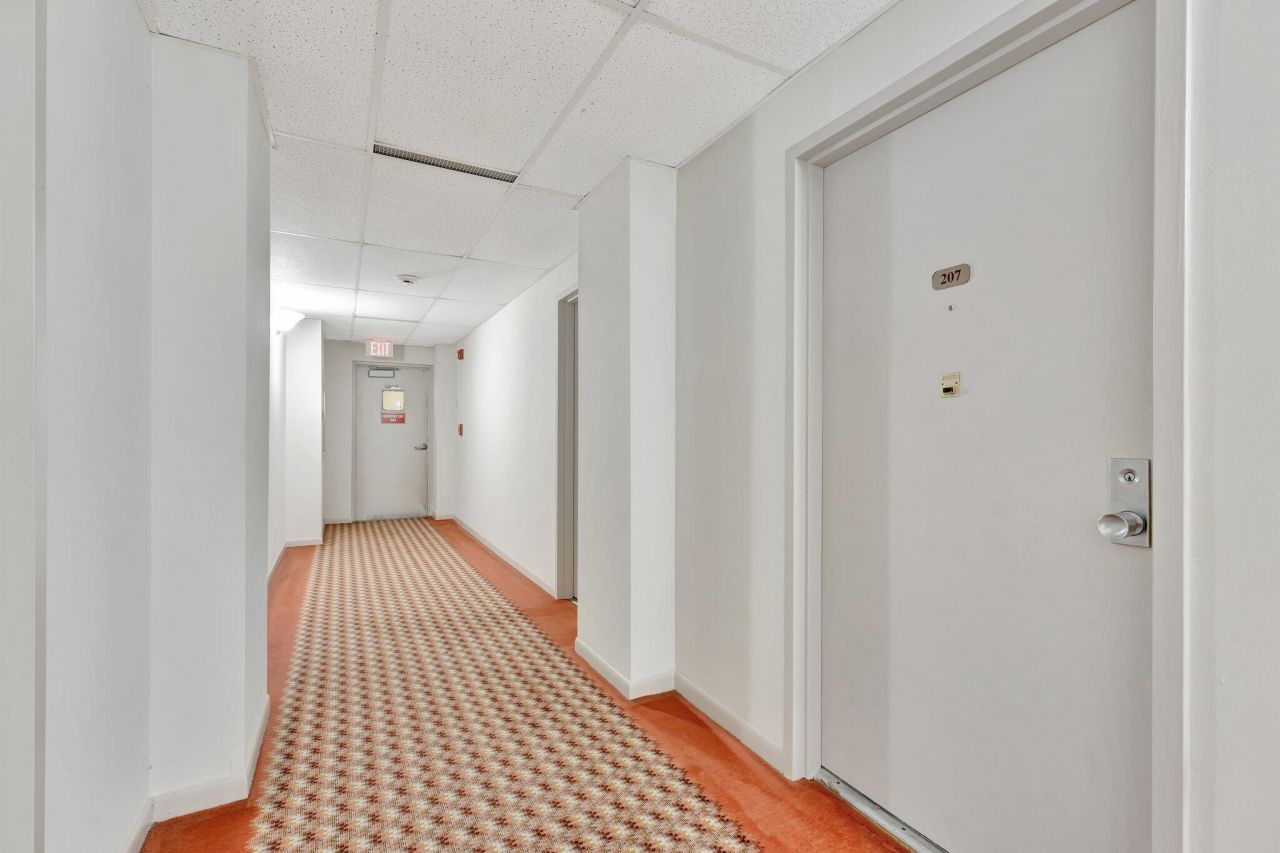 10777 W Sample Road, Unit 207, Coral Springs, FL 33065 Photo