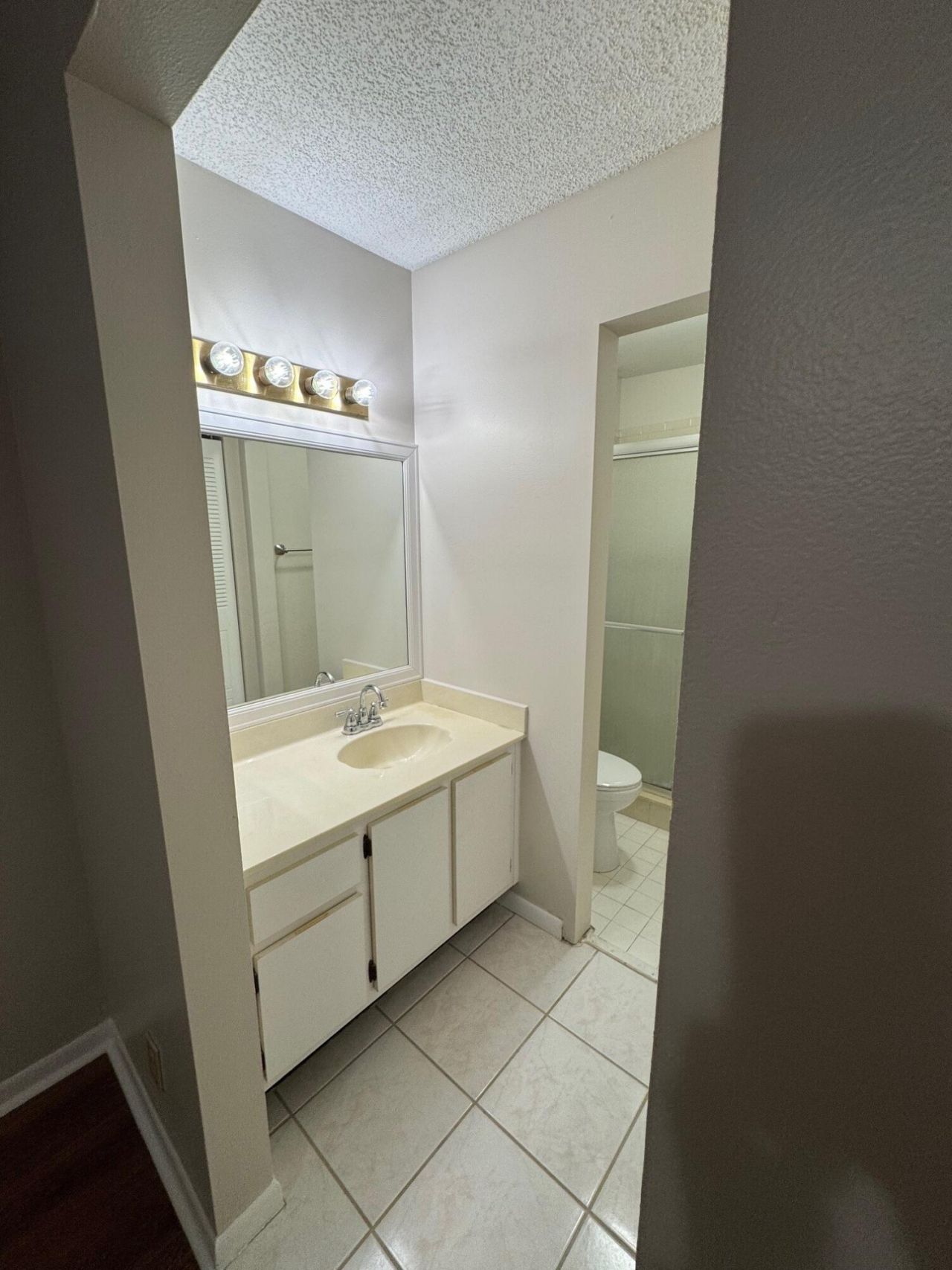 7626 Tahiti Lane, Unit 204, Lake Worth, FL 33467 Photo
