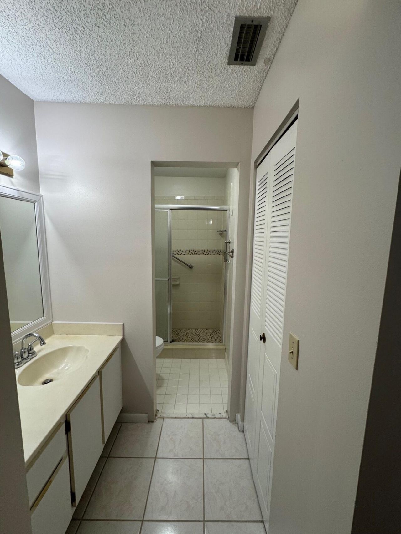 7626 Tahiti Lane, Unit 204, Lake Worth, FL 33467 Photo