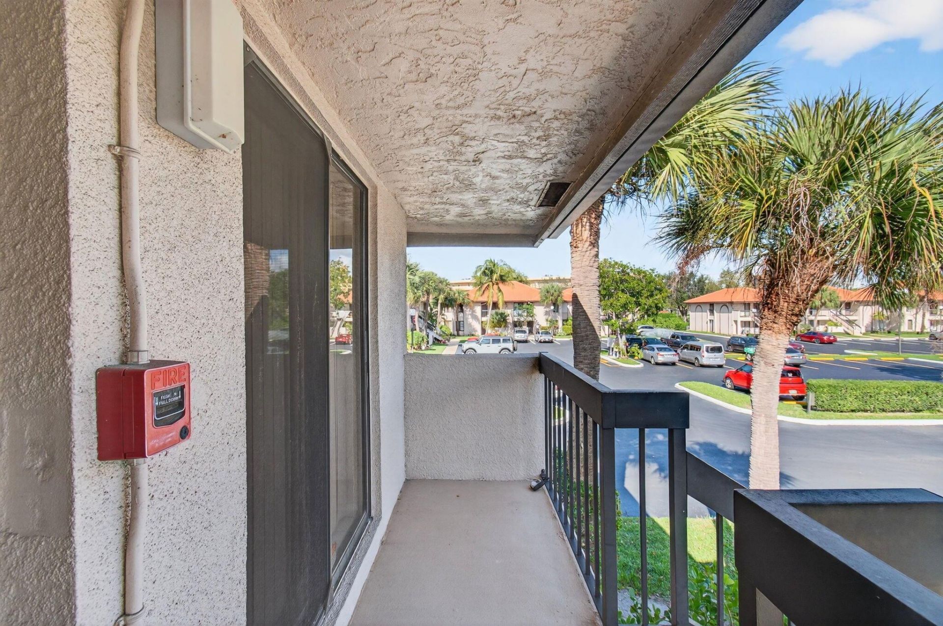 400 Club Circle, Unit 201, Boca Raton, FL 33487 Photo