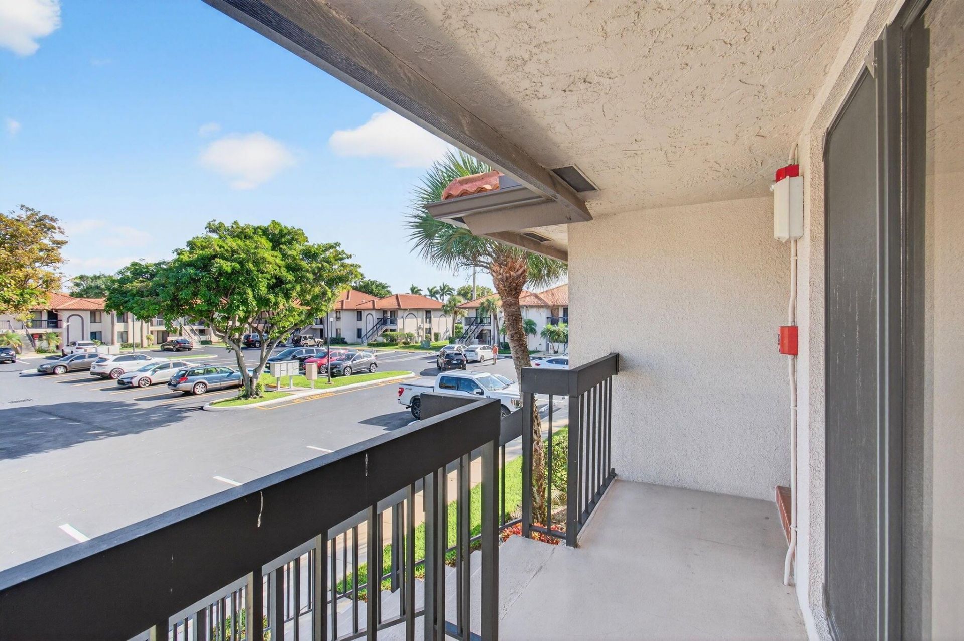 400 Club Circle, Unit 201, Boca Raton, FL 33487 Photo