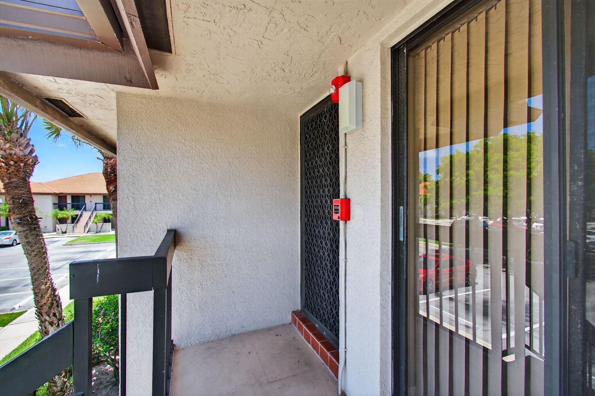 400 Club Circle, Unit 201, Boca Raton, FL 33487 Photo