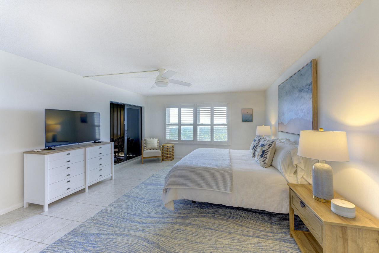 2571 NE Ocean Boulevard, Unit 104, Stuart, FL 34996 Photo