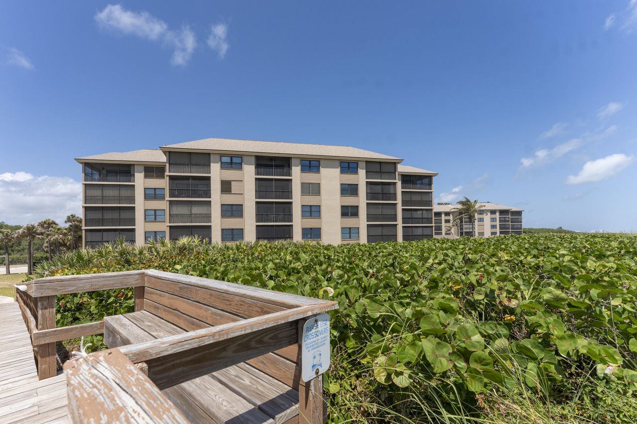 2571 NE Ocean Boulevard, Unit 104, Stuart, FL 34996 Photo
