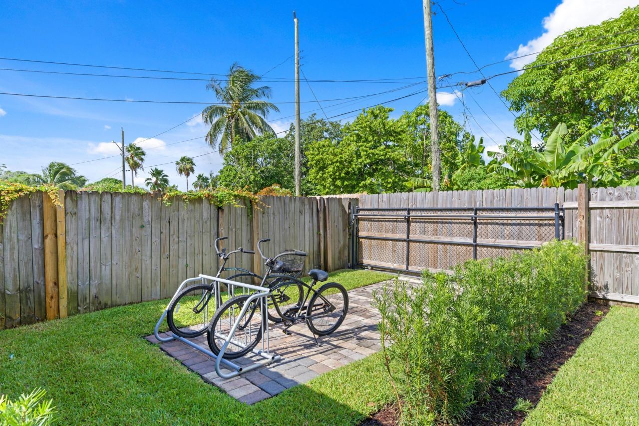 826 SE 4th Avenue, Delray Beach, FL 33483 Photo